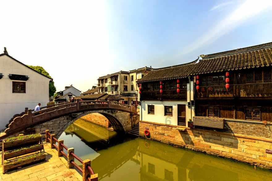 “芜湖造”单轨列车 起运交付出口墨西哥